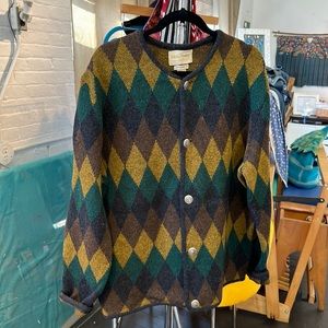Vintage 100% wool sweater